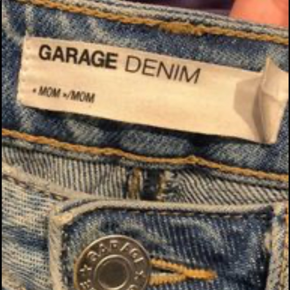 Light Wash Garage Mom Jeans